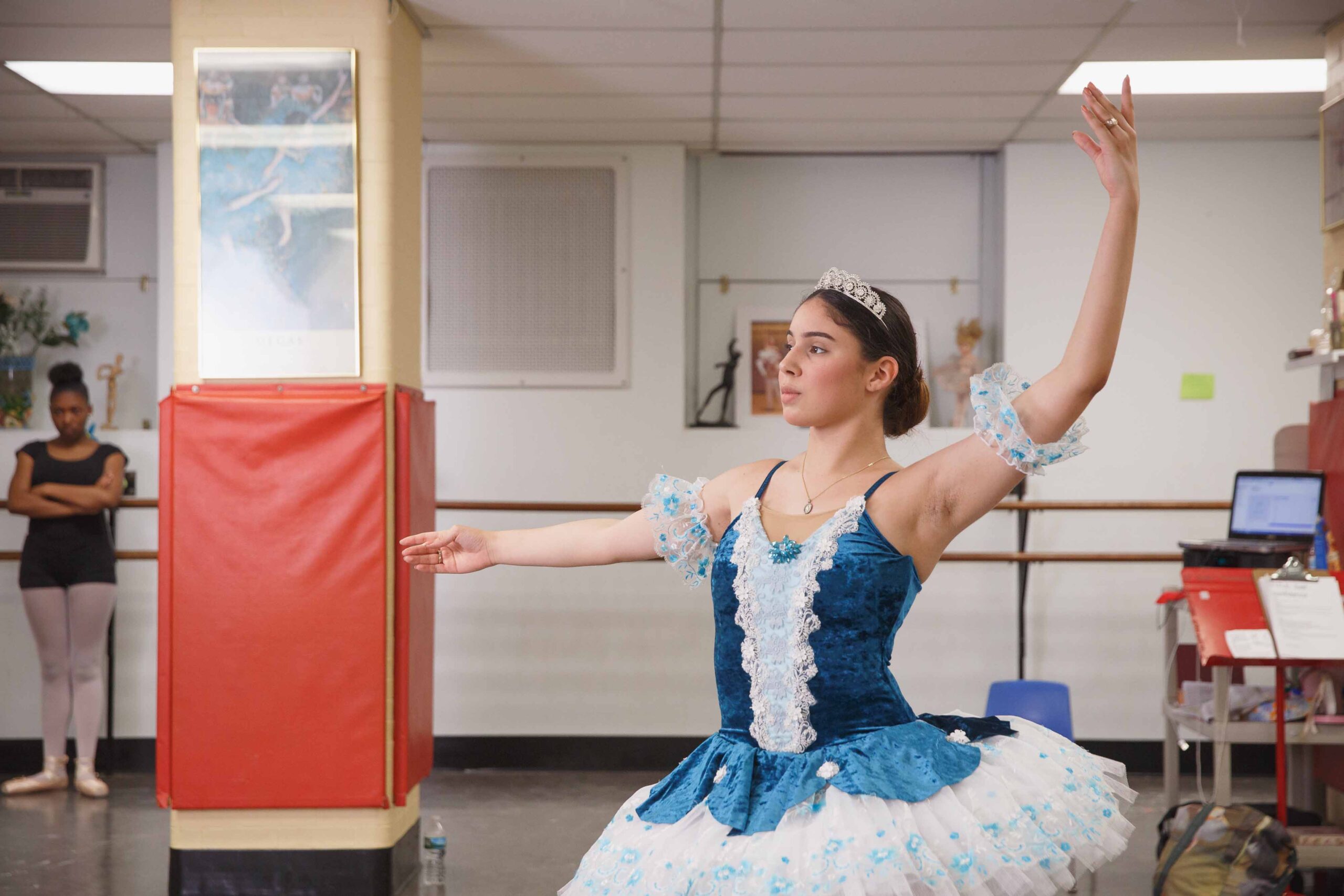 Settlement dancers prepare for their upcoming performance
